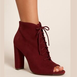 NIB!Wild Diva-Burgundy lace up heels peekaboo boots/Sandals Size 9